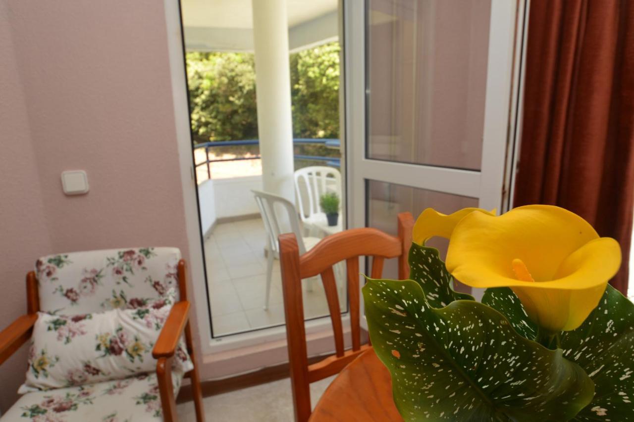Apartamentos La Arena Isla Exterior foto
